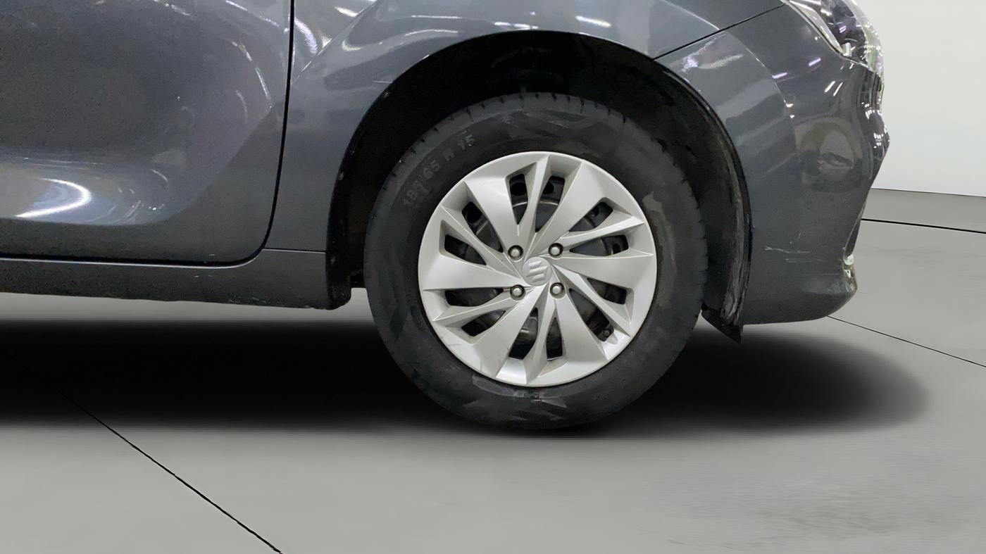2024 Maruti Baleno DELTA 1.2 AGS, Petrol, Automatic, 30,517 km, Right Front Wheel