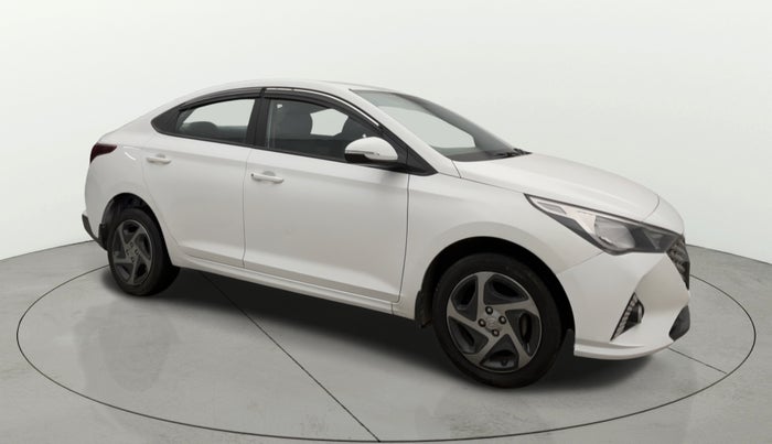 2021 Hyundai Verna S PLUS 1.5 VTVT, Petrol, Manual, 33,753 km, Right Front Diagonal