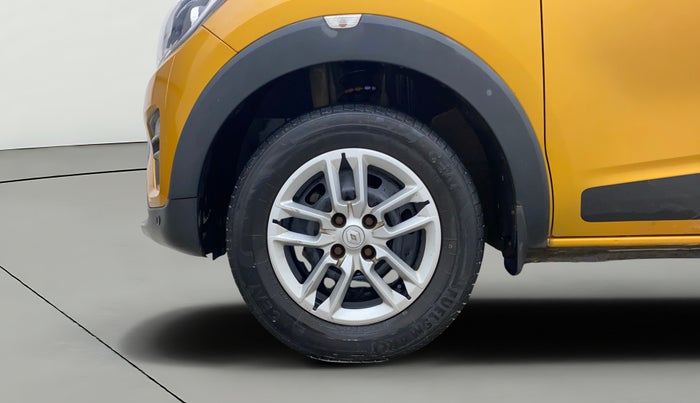 2020 Renault TRIBER RXL AMT, Petrol, Automatic, 40,441 km, Left Front Wheel