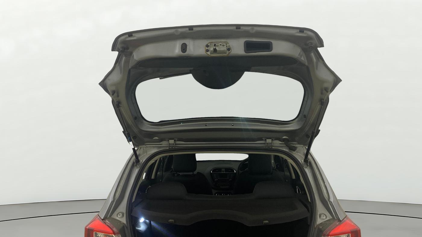 2018 Tata Tiago XZ PETROL, Petrol, Manual, 50,095 km, Boot Door Open