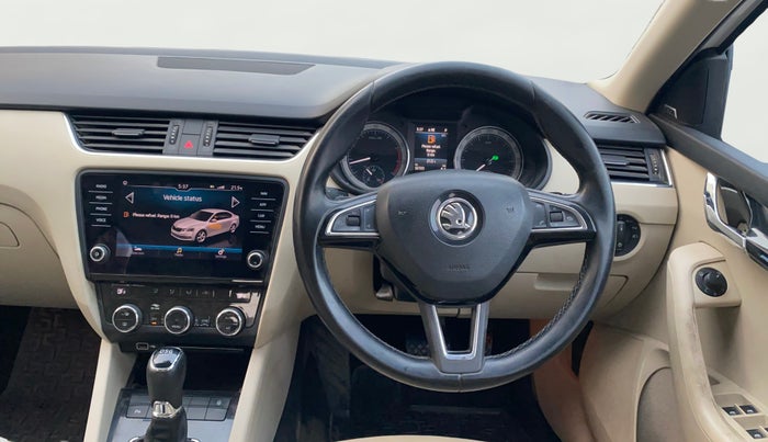 2018 Skoda Octavia L&K 1.8 TSI AT, Petrol, Automatic, 52,736 km, Steering Wheel Close Up