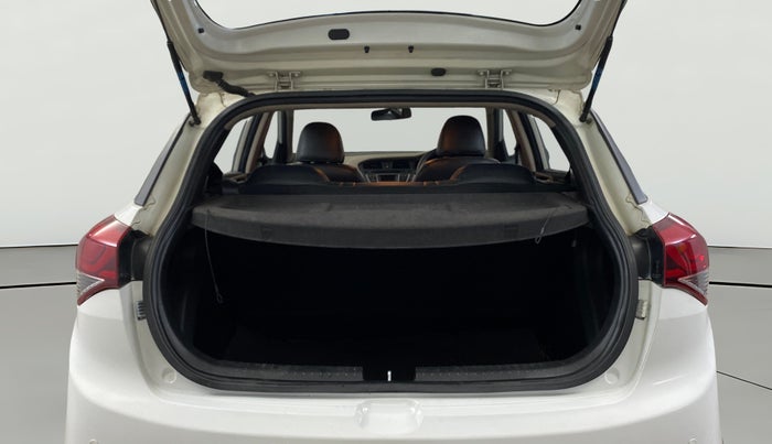 2015 Hyundai Elite i20 MAGNA 1.2, Petrol, Manual, 27,549 km, Boot Open Zoomed View