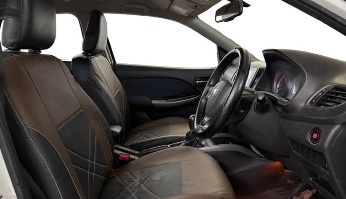 2020 Toyota Glanza G, Petrol, Manual, 71,713 km, Right Side Front Door Cabin