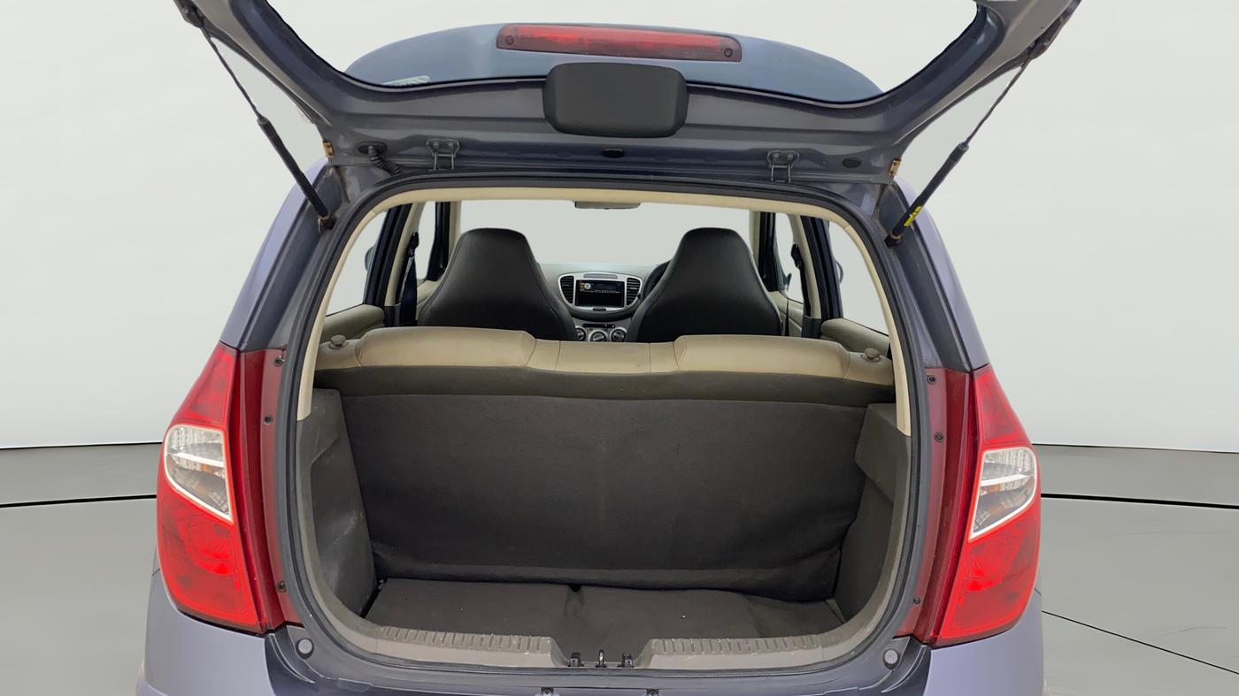 2014 Hyundai i10 MAGNA 1.1, Petrol, Manual, 32,281 km, Boot Open Zoomed View