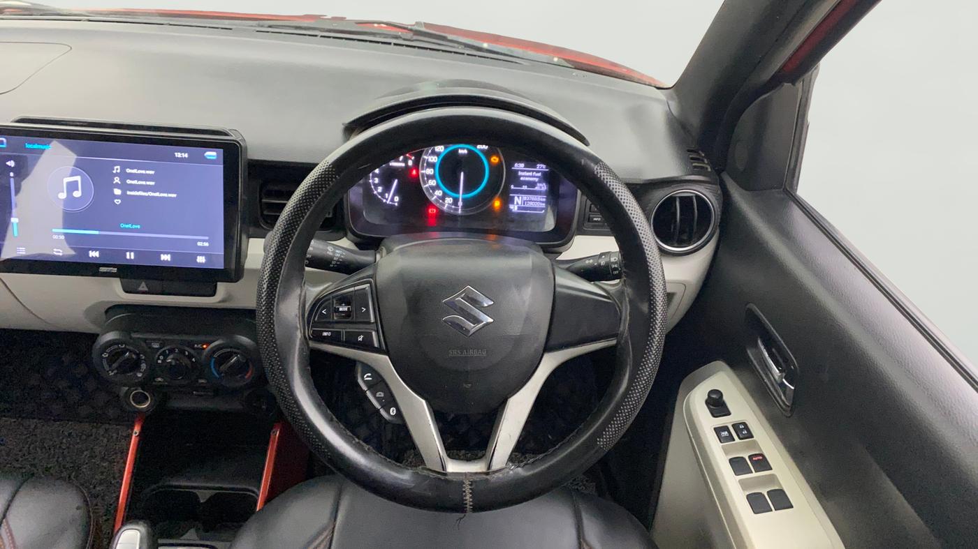 2017 Maruti IGNIS ZETA 1.2 AMT, CNG, Automatic, 1,28,019 km, Steering Wheel Close Up