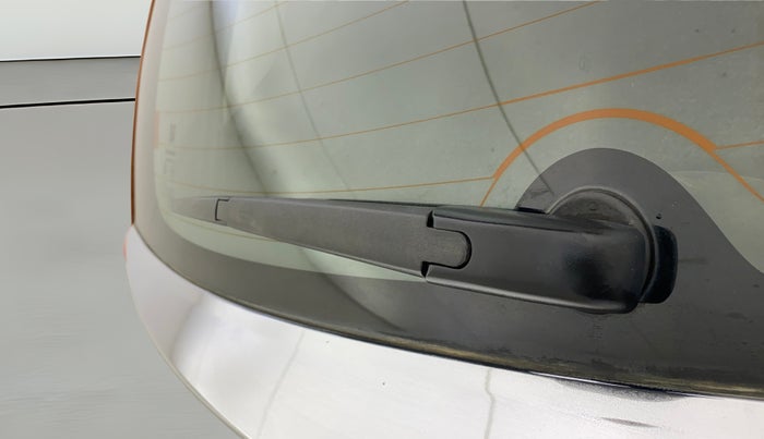 2017 Maruti Baleno ALPHA PETROL 1.2, Petrol, Manual, 1,04,076 km, Rear Wiper