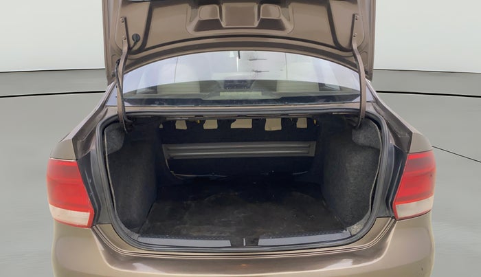 2015 Volkswagen Vento COMFORTLINE 1.6, Petrol, Manual, 1,08,963 km, Boot Open Zoomed View