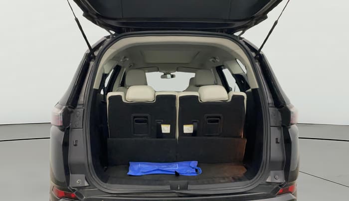 2021 Tata Safari XZ PLUS GOLD 6 S, Diesel, Manual, 64,435 km, Boot Open Zoomed View