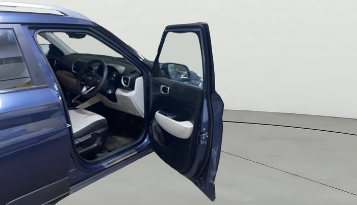 2022 Hyundai VENUE S(O) 1.2, Petrol, Manual, 10,700 km, RHS Front Door