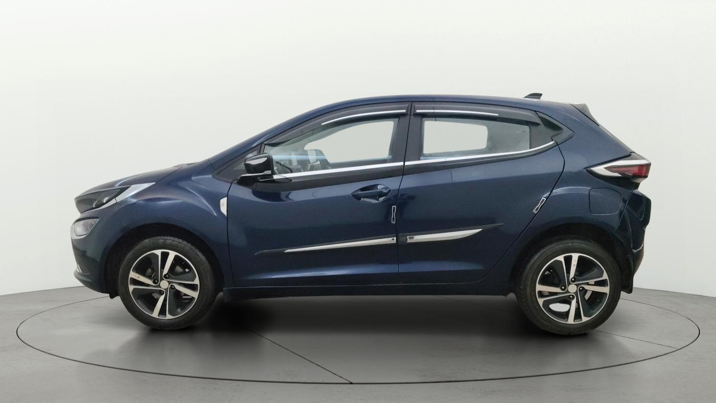2024 Tata ALTROZ XZ PLUS O SUNROOF CNG, CNG, Manual, 16,365 km, Left Side