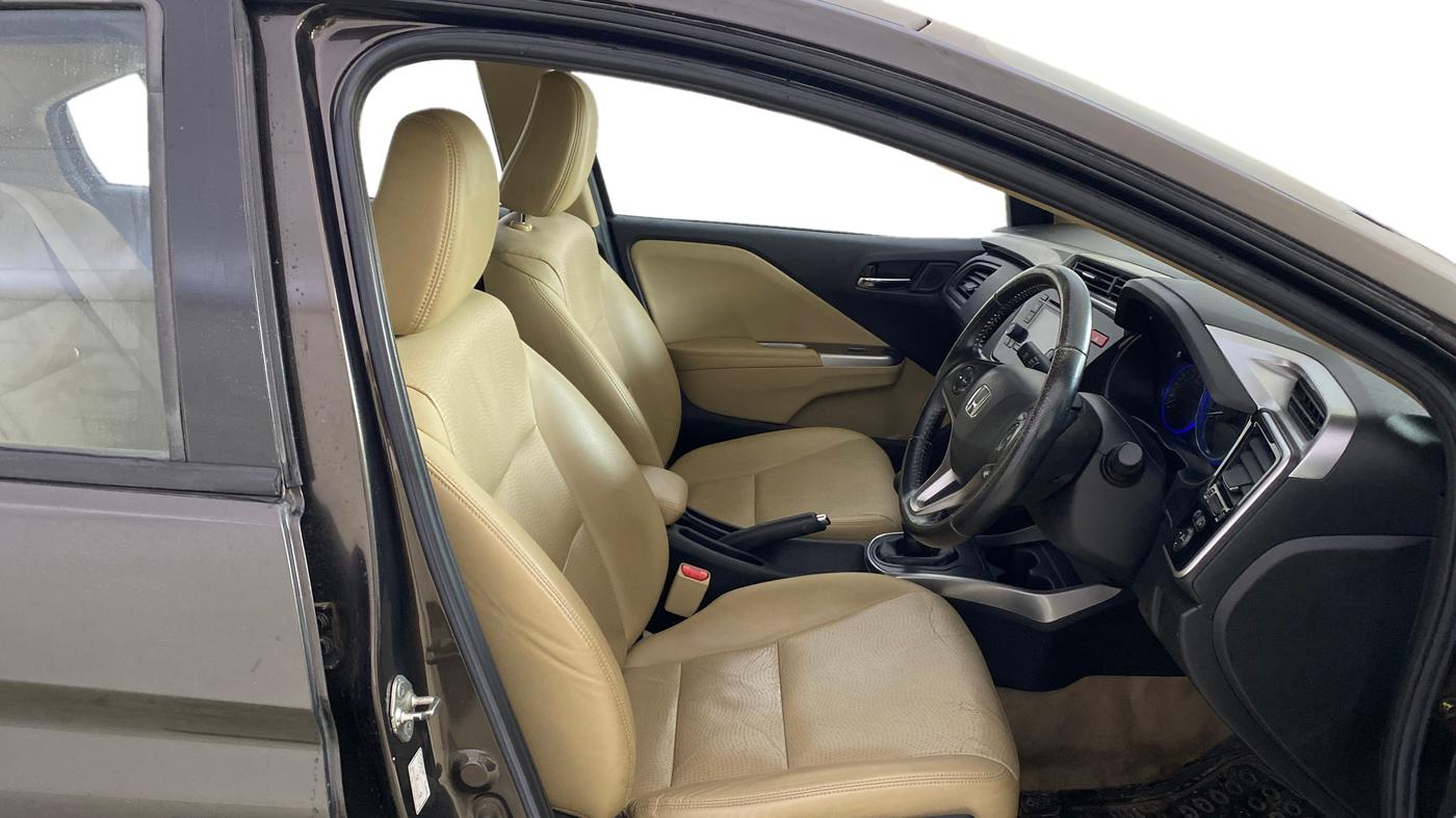 2015 Honda City 1.5L I-DTEC VX, Diesel, Manual, 67,437 km, Right Side Front Door Cabin