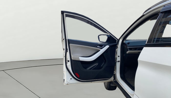 2024 Tata NEXON CREATIVE PLUS S 1.2 REVOTRON 6 MT, Petrol, Manual, 38,957 km, LHS Front Door