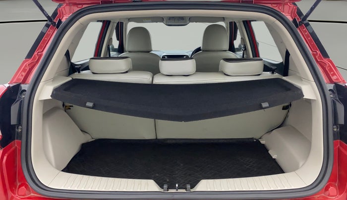 2021 Mahindra XUV300 W8 1.2 PETROL, Petrol, Manual, 58,461 km, Boot Open Zoomed View