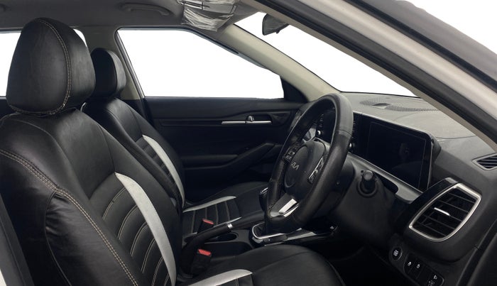 2023 KIA SELTOS  HTK PLUS 1.5 DIESEL IMT, Diesel, Manual, 91,645 km, Right Side Front Door Cabin