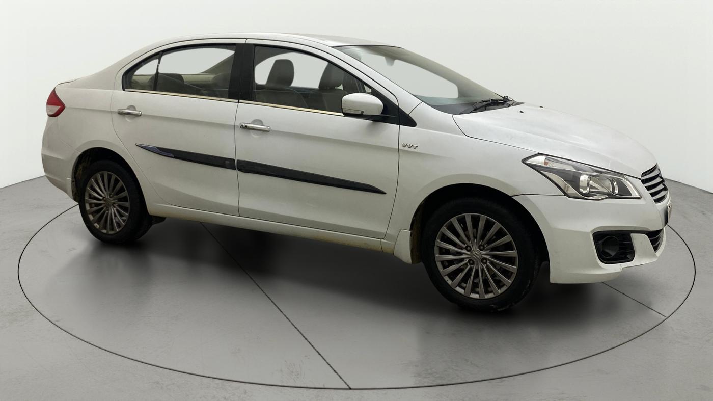 2016 Maruti Ciaz ZXI+ AT, Petrol, Automatic, 65,243 km, Right Front Diagonal