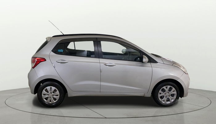 2016 Hyundai Grand i10 SPORTZ 1.2 KAPPA VTVT, Petrol, Manual, 51,058 km, Right Side View