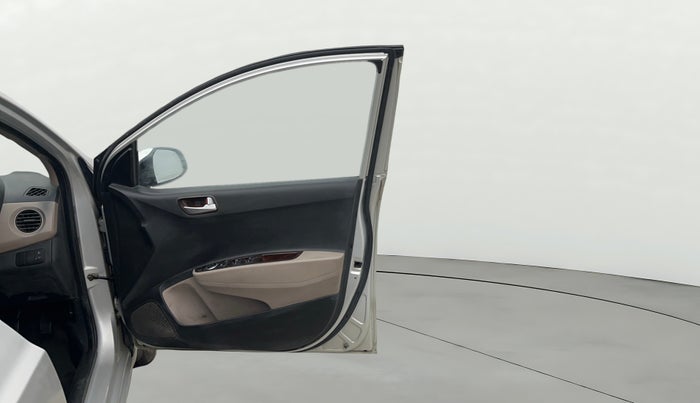 2015 Hyundai Grand i10 SPORTZ 1.2 KAPPA VTVT, Petrol, Manual, 43,553 km, RHS Front Door