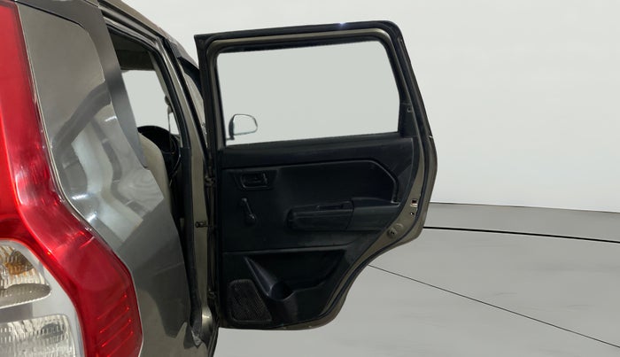 2022 Maruti New Wagon-R LXI CNG (O) 1.0, CNG, Manual, 1,16,308 km, RHS Rear Door