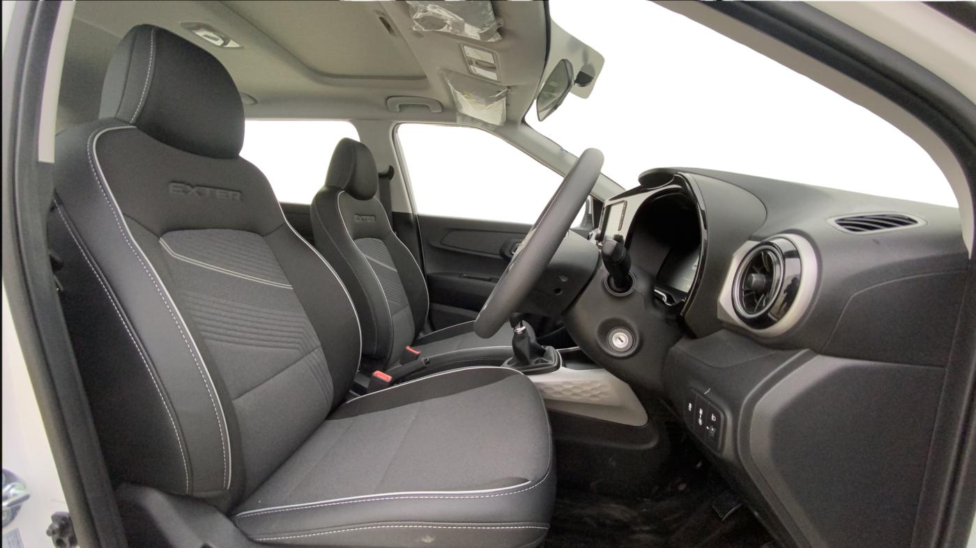 2025 Hyundai EXTER SX 1.2 MT Hy-CNG Duo , CNG, Manual, 1,519 km, Right Side Front Door Cabin