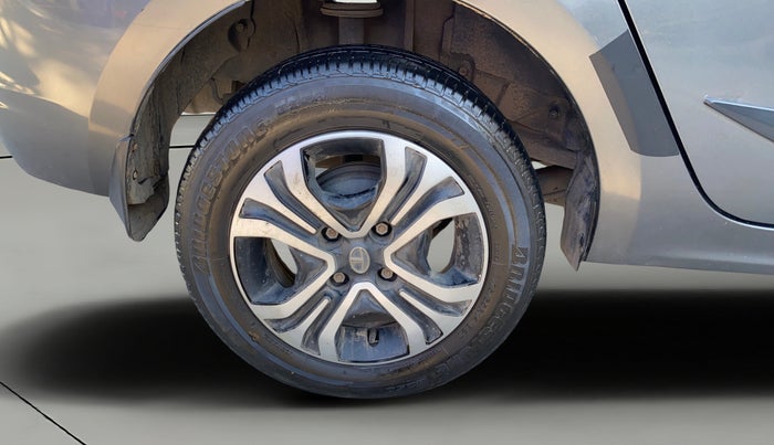 2022 Tata TIGOR XZ PLUS CNG, CNG, Manual, 43,589 km, Right Rear Wheel