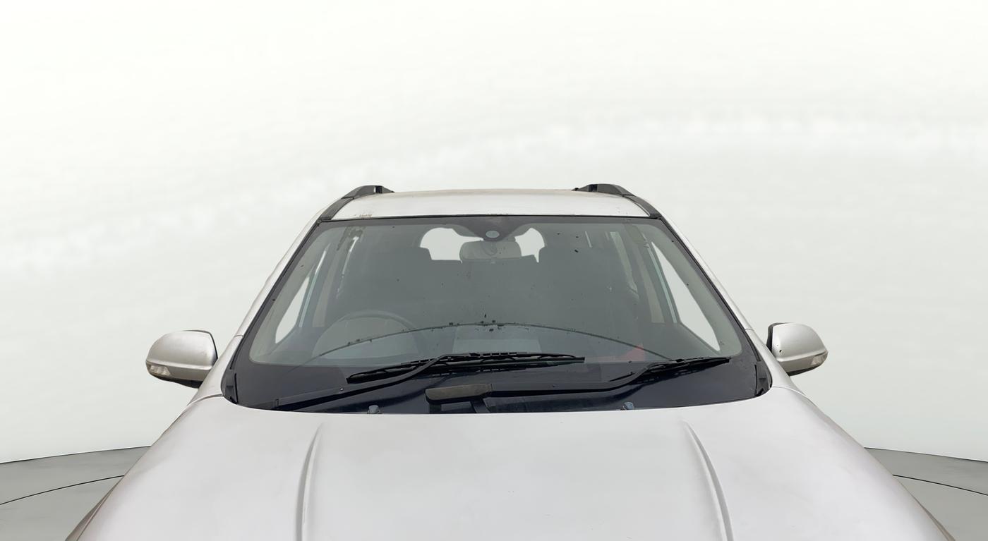 2013 Mahindra XUV500 W8, Diesel, Manual, 97,265 km, Front Windshield