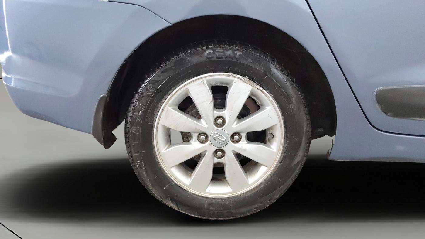 2015 Hyundai Xcent SX 1.2, Petrol, Manual, 43,667 km, Right Rear Wheel