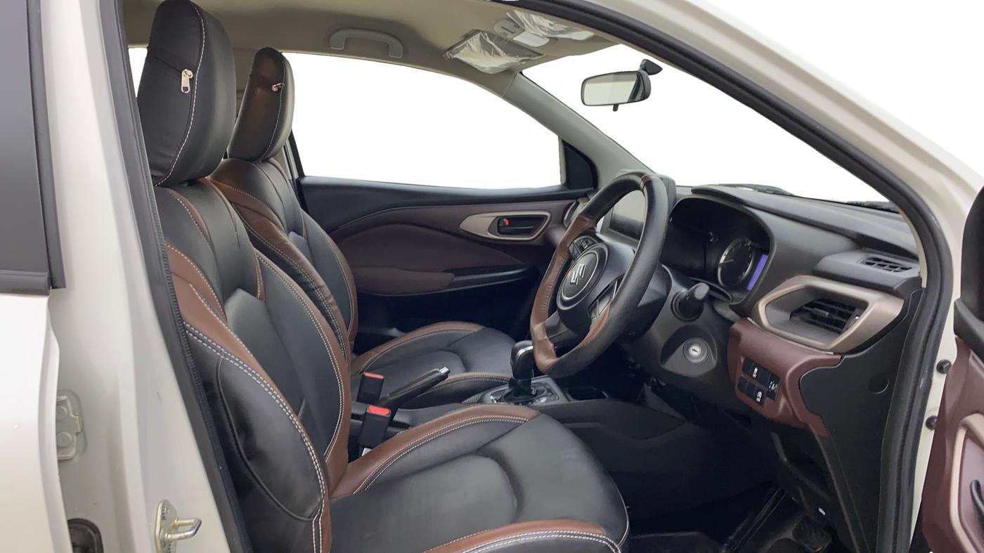 2025 Maruti FRONX DELTA PLUS 1.2L AGS, Petrol, Automatic, 9,784 km, Right Side Front Door Cabin