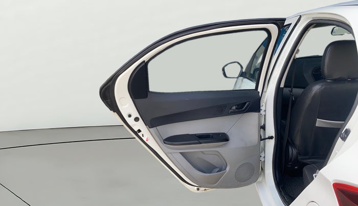 2021 Tata Tiago XT PETROL, Petrol, Manual, 1,40,973 km, LHS Rear Door