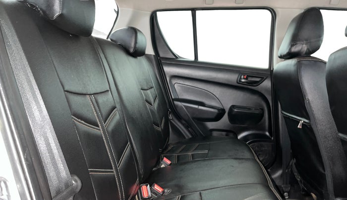 2016 Maruti Swift LXI (O), Petrol, Manual, 77,956 km, Right Side Rear Door Cabin