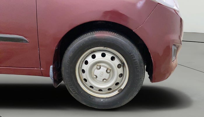 2014 Hyundai i10 MAGNA 1.1, Petrol, Manual, 48,213 km, Right Front Wheel