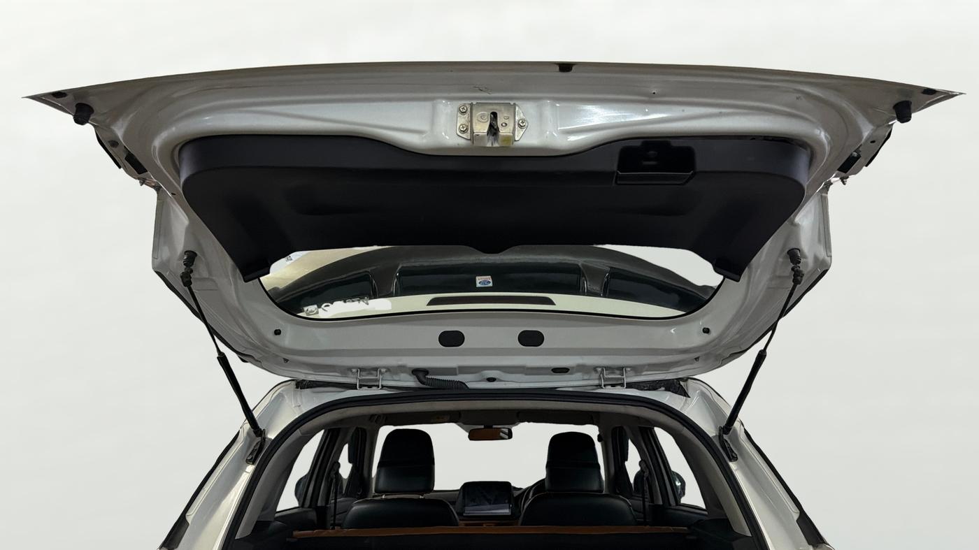 2023 Maruti BREZZA LXI SMART HYBRID, Petrol, Manual, 41,844 km, Boot Door Open