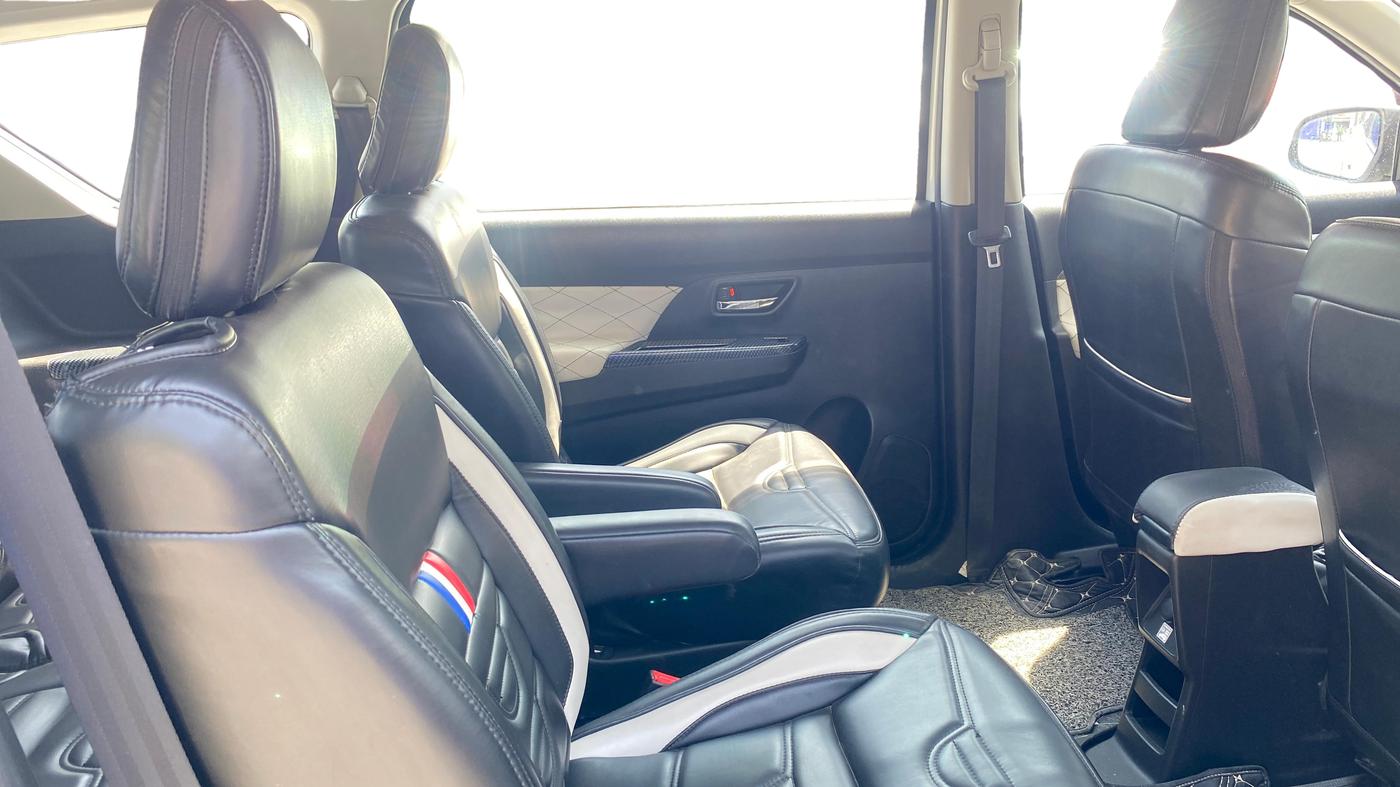 2023 Maruti XL6 ZETA CNG, CNG, Manual, 1,03,816 km, Right Side Rear Door Cabin