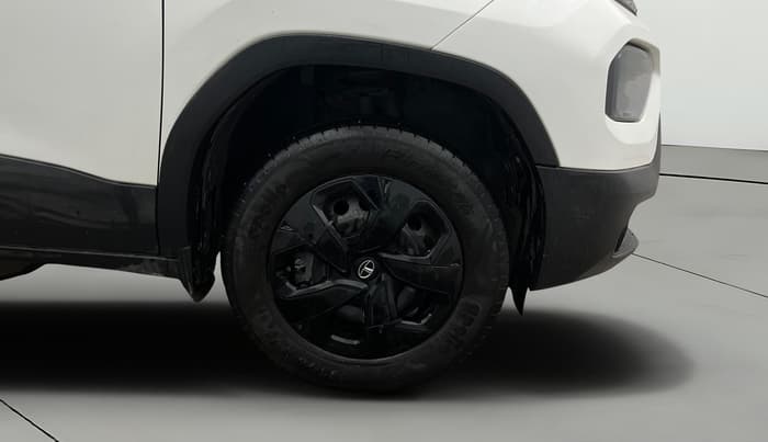 2022 Tata PUNCH ADVENTURE MT, Petrol, Manual, 23,927 km, Right Front Wheel