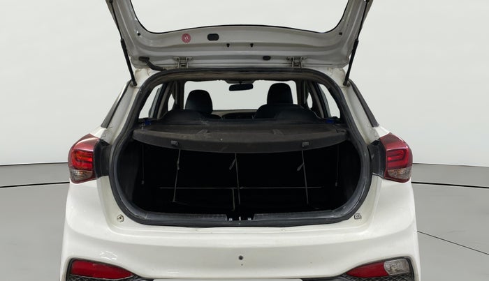 2018 Hyundai Elite i20 SPORTZ 1.2, Petrol, Manual, 78,534 km, Boot Open Zoomed View