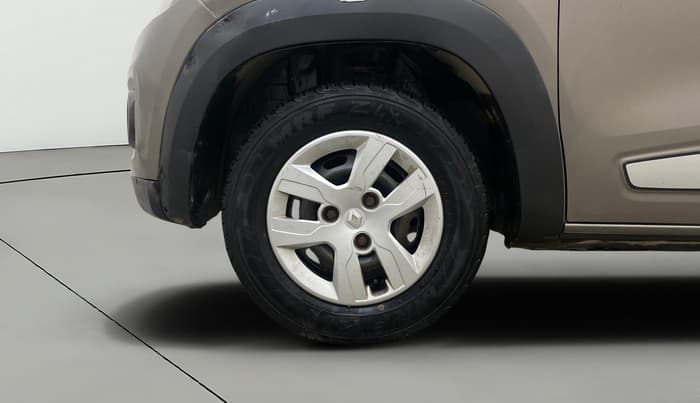 2016 Renault Kwid RXT 1.0, Petrol, Manual, 73,125 km, Left Front Wheel