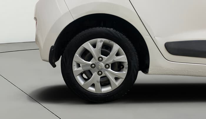 2016 Hyundai Grand i10 SPORTZ 1.1 CRDI, Diesel, Manual, 87,824 km, Right Rear Wheel