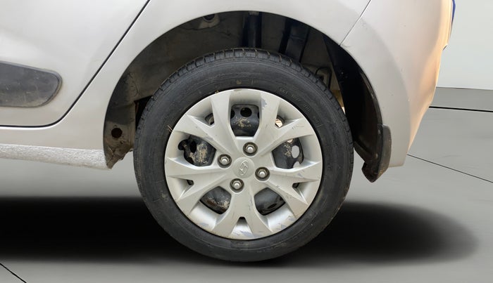 2015 Hyundai Grand i10 SPORTZ 1.2 KAPPA VTVT, Petrol, Manual, 31,215 km, Left Rear Wheel