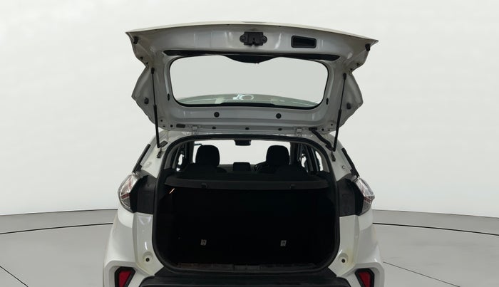 2023 Tata NEXON XM PLUS SUNROOF PETROL, Petrol, Manual, 39,661 km, Boot Door Open