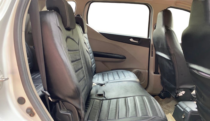 2020 Renault TRIBER RXZ AMT, Petrol, Automatic, 71,033 km, Right Side Rear Door Cabin