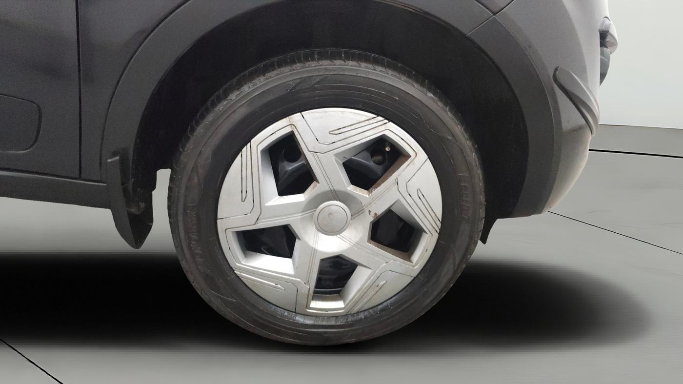 2019 Tata NEXON XM PETROL, Petrol, Manual, 66,451 km, Right Front Wheel