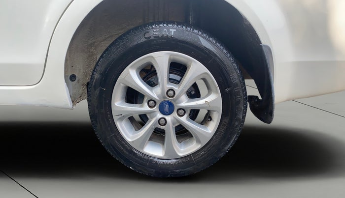 2012 Ford Fiesta TITANIUM DIESEL, Diesel, Manual, 67,185 km, Left Rear Wheel