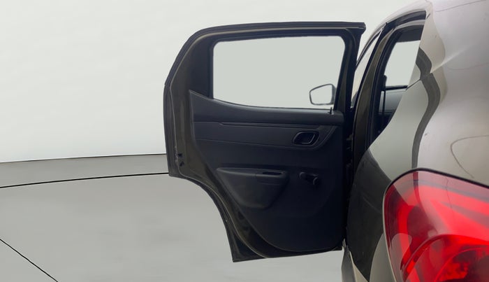 2016 Renault Kwid RXT 1.0 AMT, Petrol, Automatic, 52,846 km, LHS Rear Door