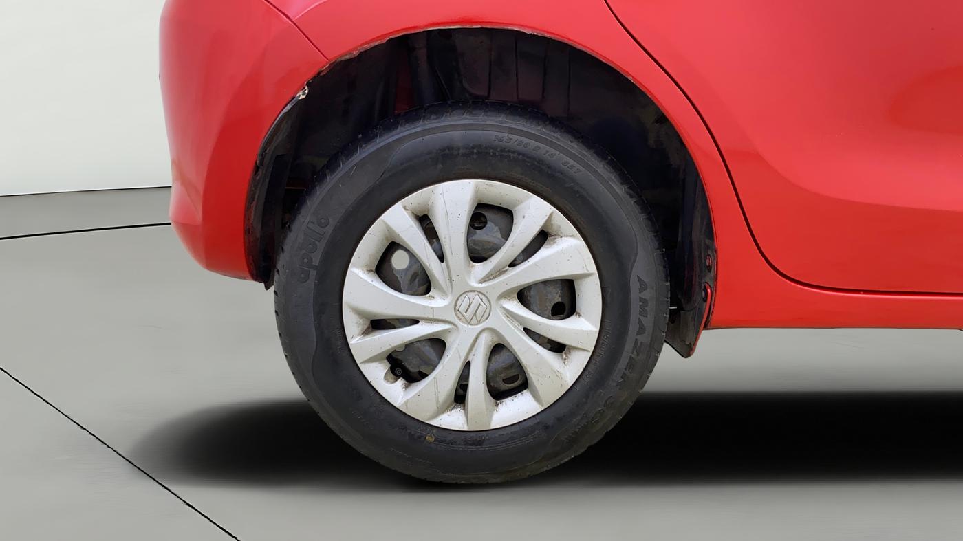 2020 Maruti Swift VXI AMT, Petrol, Automatic, 24,597 km, Right Rear Wheel