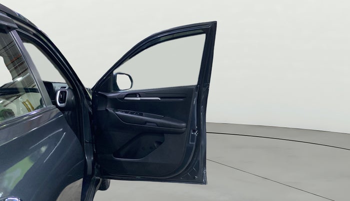 2021 KIA SONET HTK 1.2, Petrol, Manual, 17,470 km, RHS Front Door