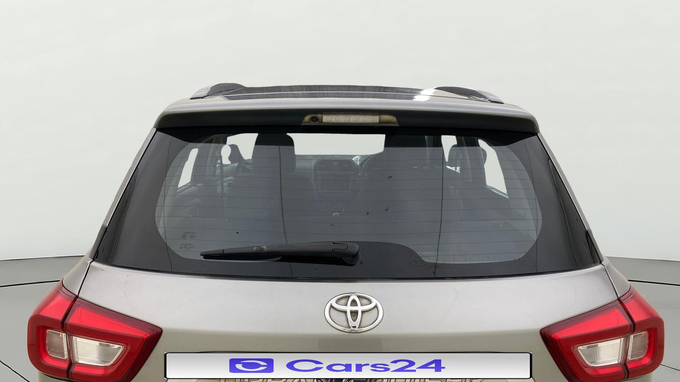 2021 Toyota URBAN CRUISER HIGH GRADE MT, Petrol, Manual, 1,21,932 km, Rear Windshield