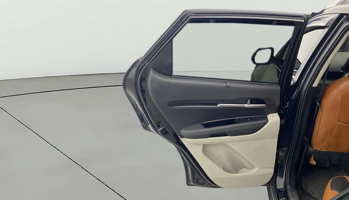 2022 KIA SONET HTX 1.0 IMT, Petrol, Manual, 89,713 km, LHS Rear Door