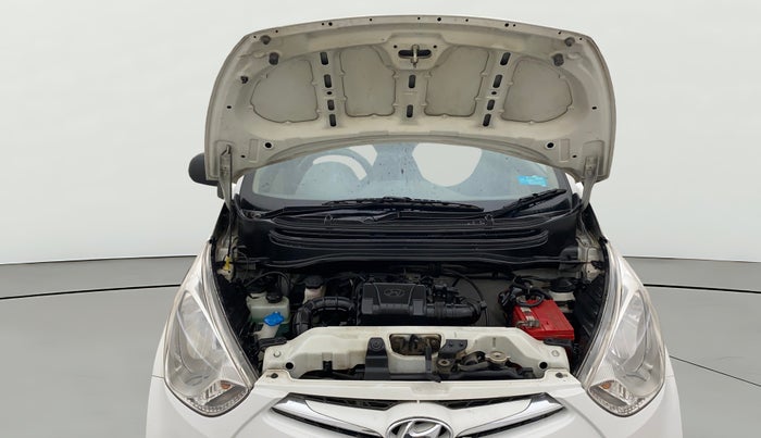 2017 Hyundai Eon MAGNA +, Petrol, Manual, 50,408 km, Open Bonet