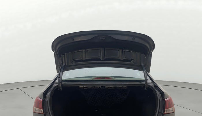 2021 Hyundai Verna SX (O)1.5 MPi, Petrol, Manual, 1,16,629 km, Boot Door Open