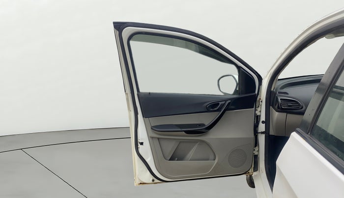 2016 Tata Tiago XT DIESEL, Diesel, Manual, 60,451 km, LHS Front Door