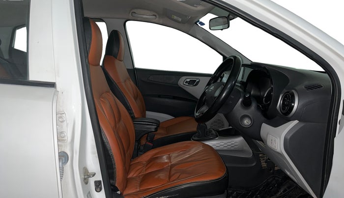 2021 Hyundai GRAND I10 NIOS SPORTZ 1.2 KAPPA VTVT CNG, CNG, Manual, 73,388 km, Right Side Front Door Cabin